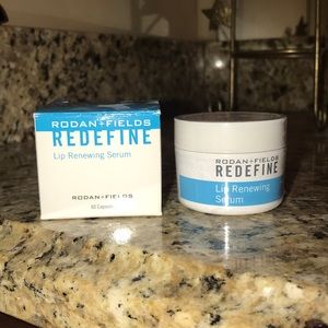Rodan and fields lip serum